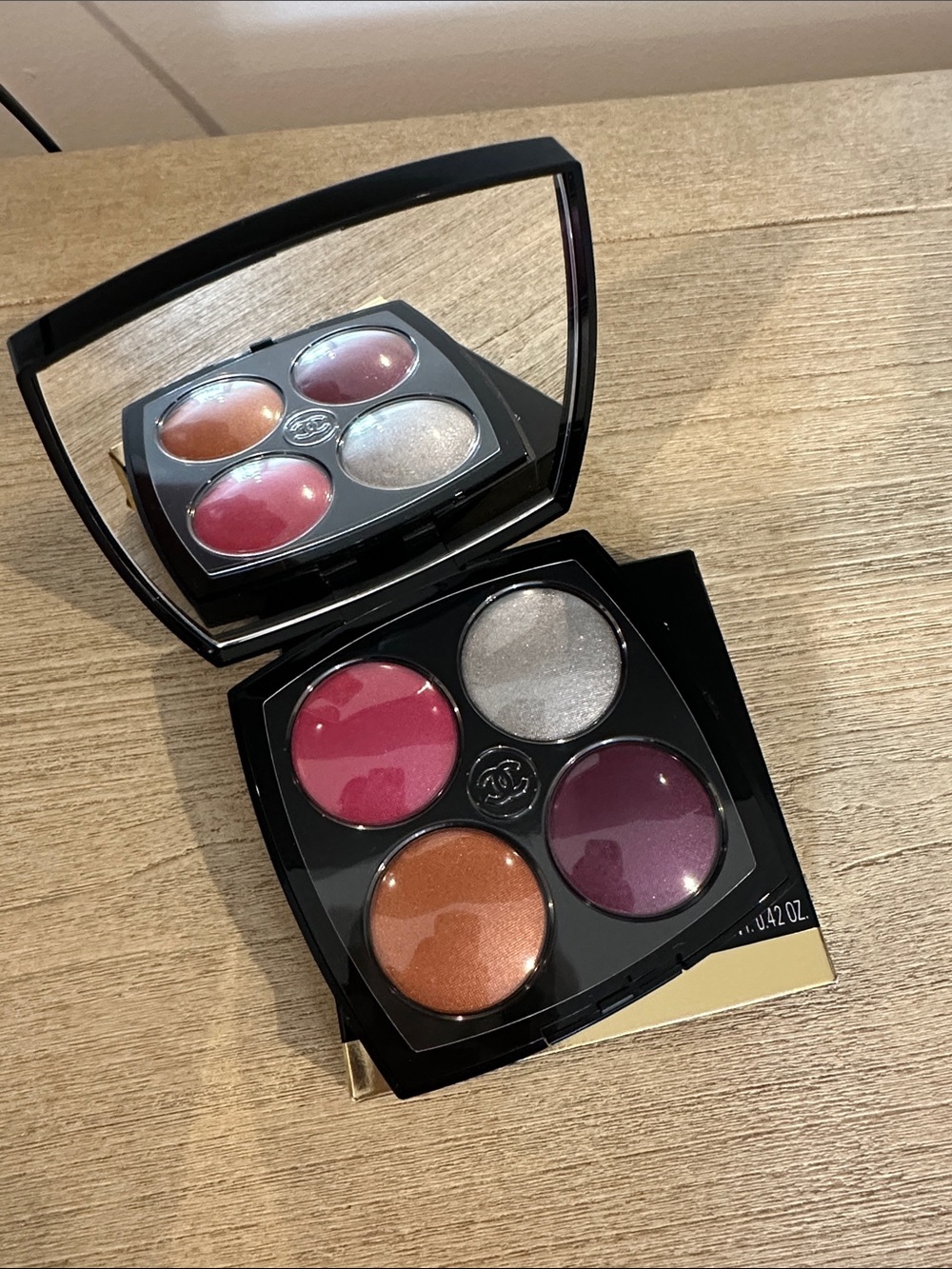 CHANEL Quad Eyeshadow Palette - Pink, Silver, Copper, Plum